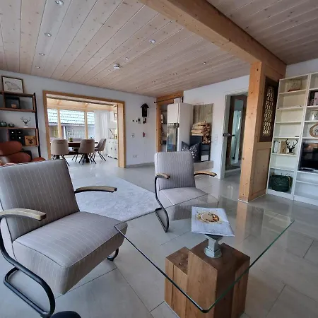 Otel Wolfsgrund Feat. Wolfshohle