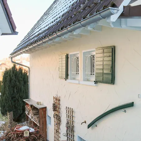 Otel Wolfsgrund Feat. Wolfshohle