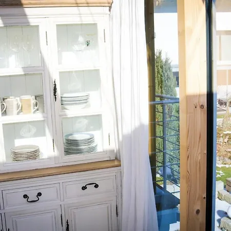 Wolfsgrund Feat. Wolfshohle